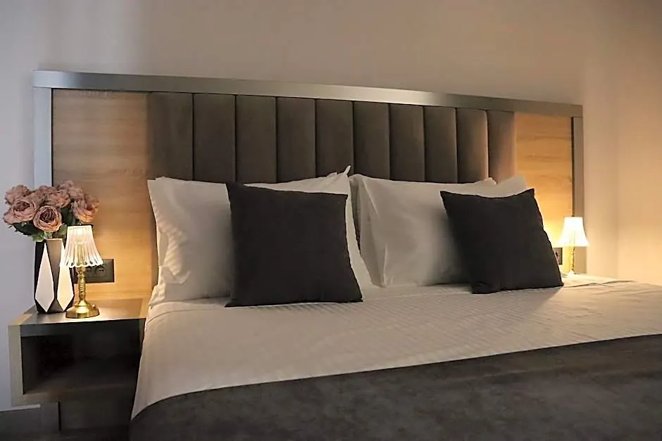 Orion Aparthotel-1